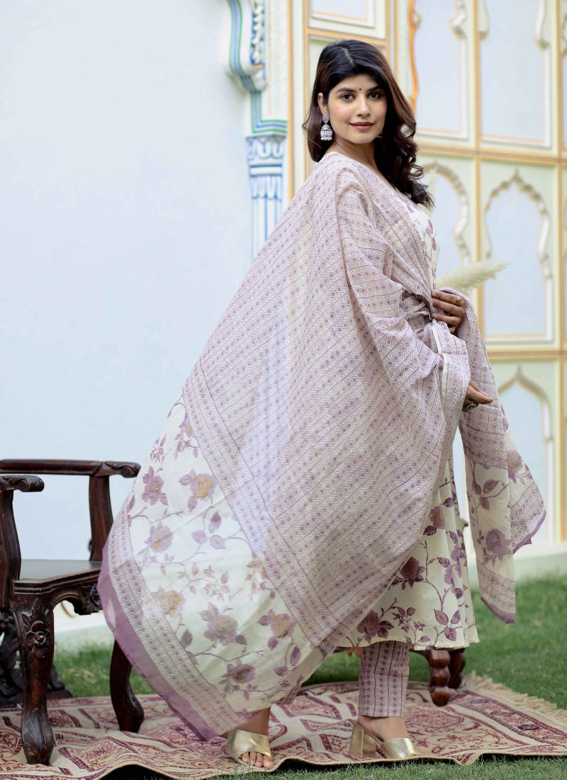 Miravan Floral Printed Pink Anarkali Kurta Set for Women - Image 3